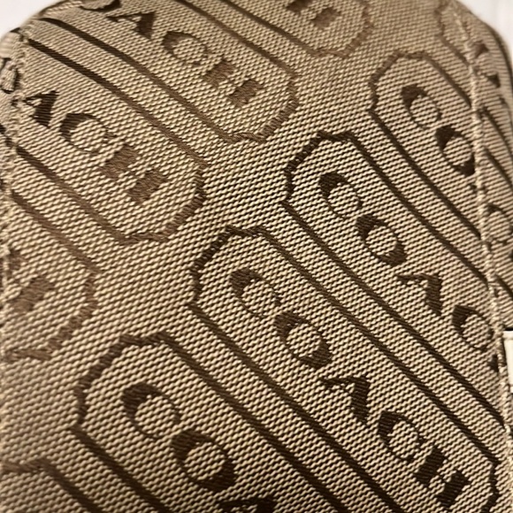 Coach purse - Tan, brown and cream satchel style coach F-1225 - Picture 13 of 16